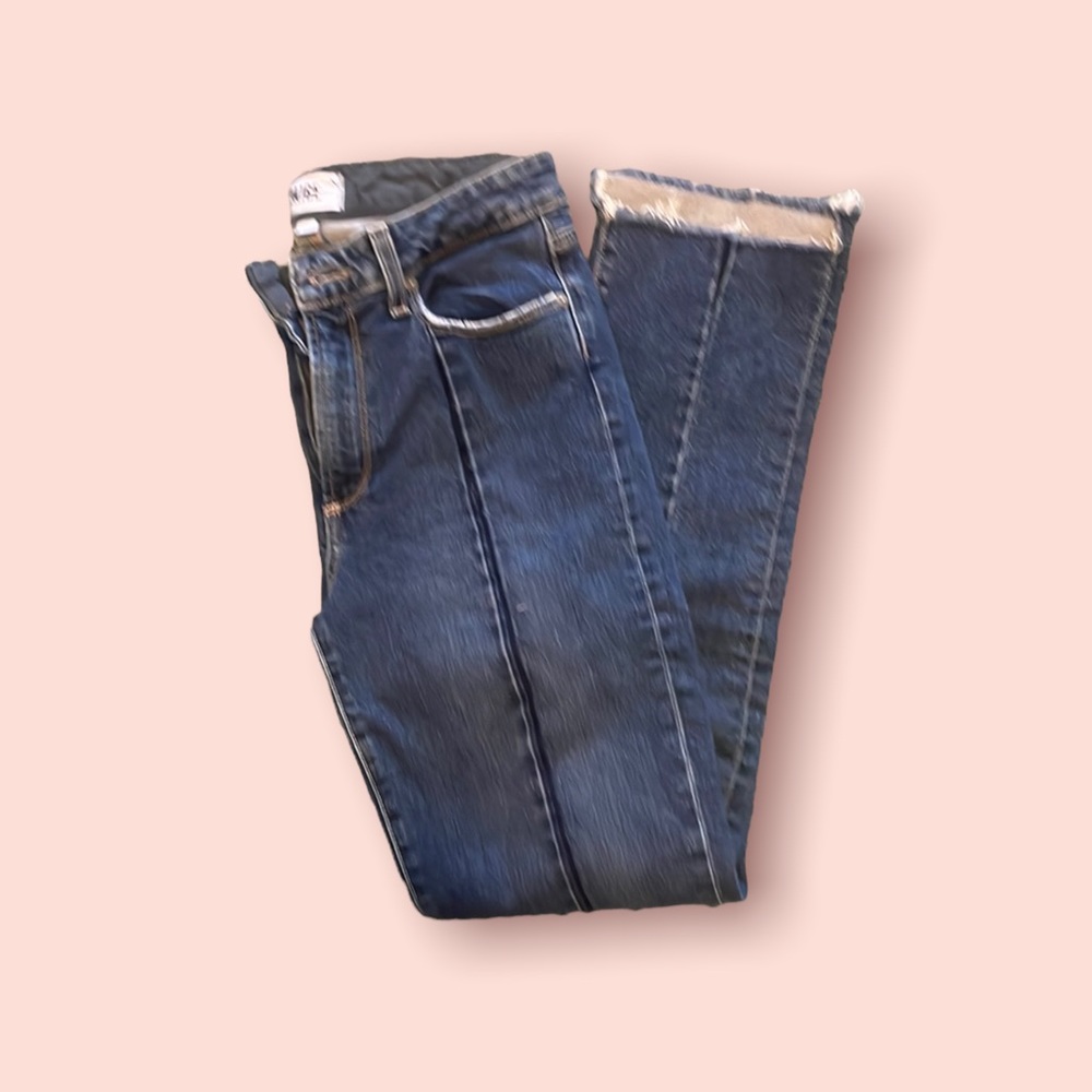 PAIGE Julia Jeans